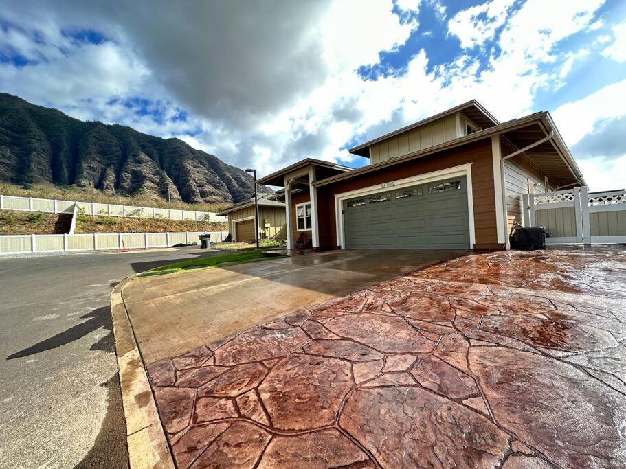 New 4 Bedroom Home With Ocean And Gorgeous Mountain Views In The Gated Community Of Mauna Olu Waianae Kültér fotó