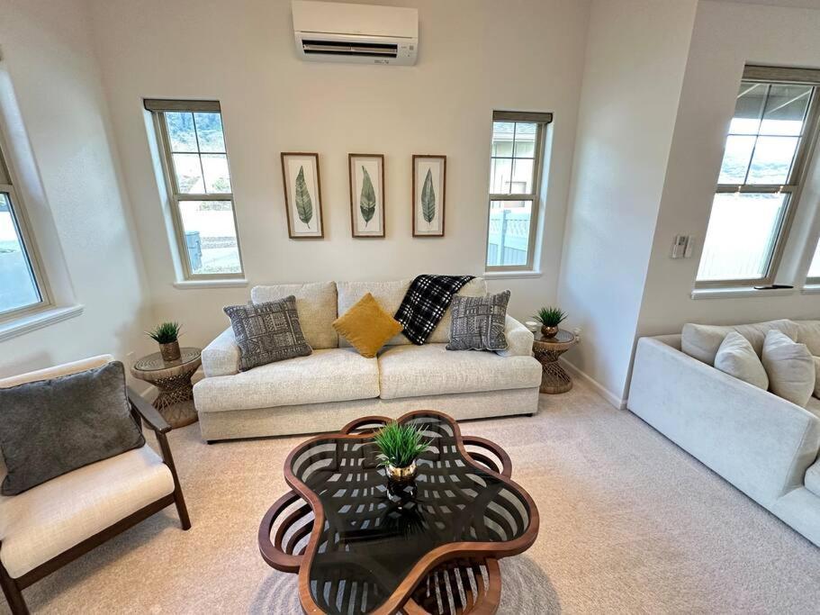 New 4 Bedroom Home With Ocean And Gorgeous Mountain Views In The Gated Community Of Mauna Olu Waianae Kültér fotó